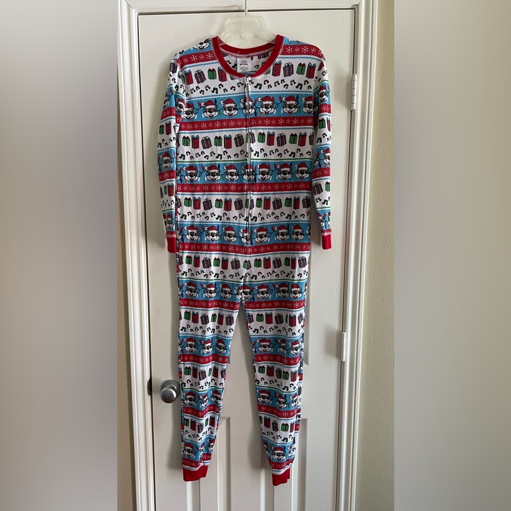 Bucee’s Long John Christmas Pajamas - Size: Small - Pj’s